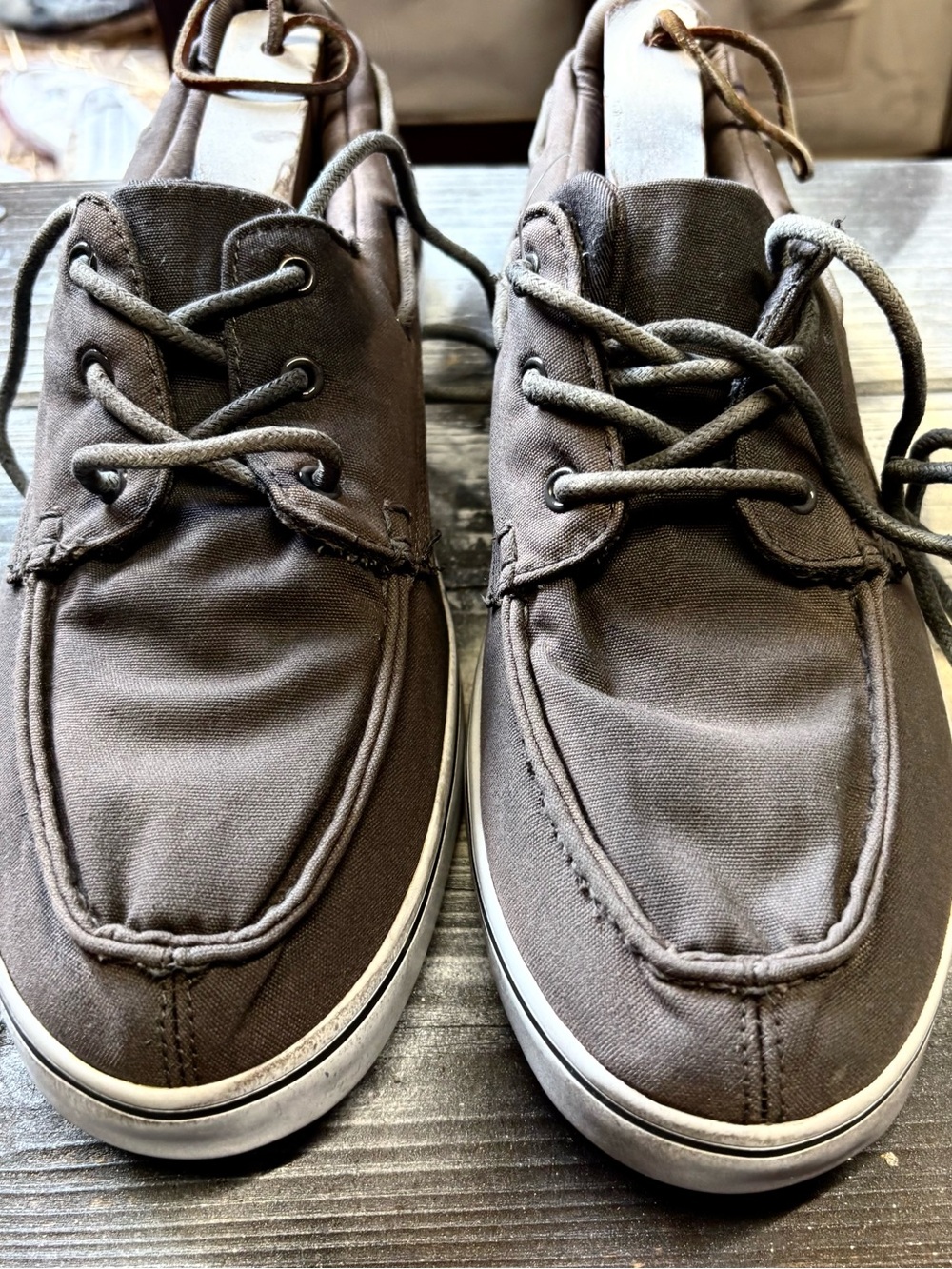 Lugz Greycanvas boat shoes with white soles #boatshoes #nautical size 11.5